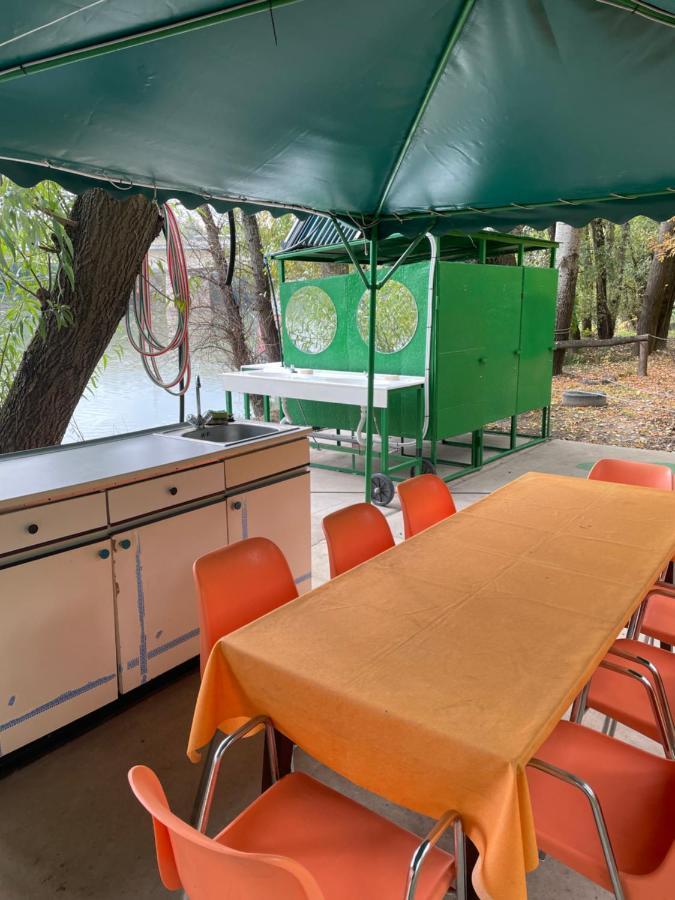 Tisza-Beach Wild Camping 5 Szegedin Exterior foto