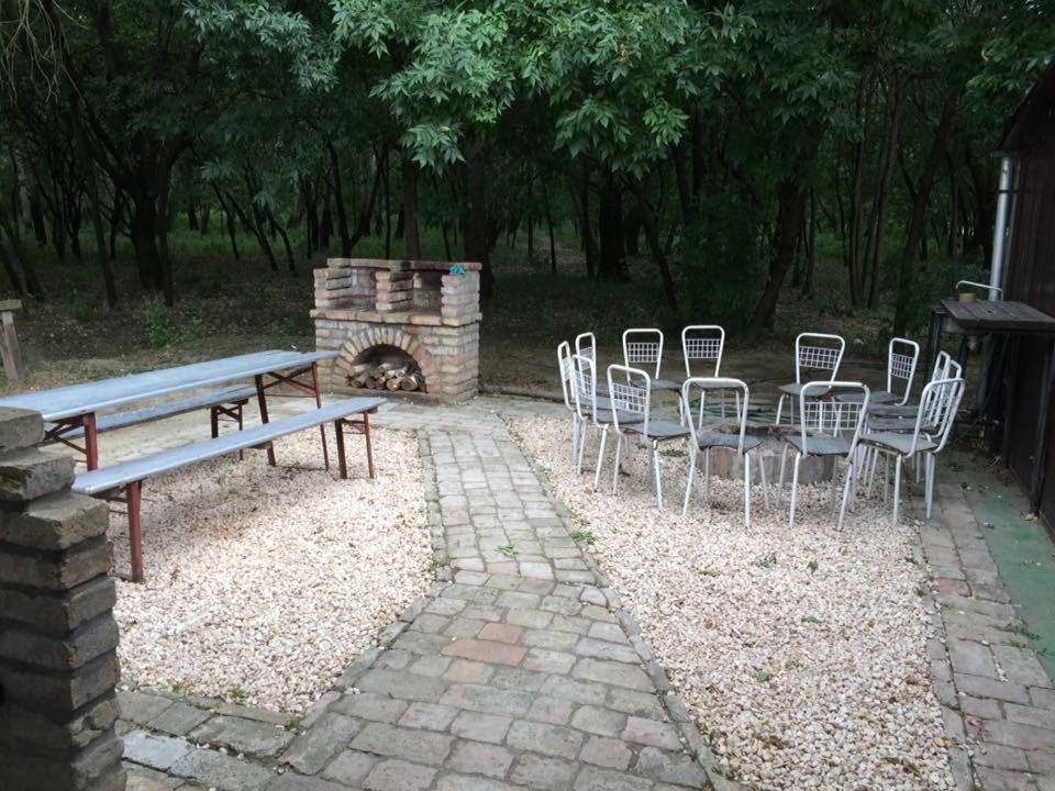 Tisza-Beach Wild Camping 5 Szegedin Exterior foto