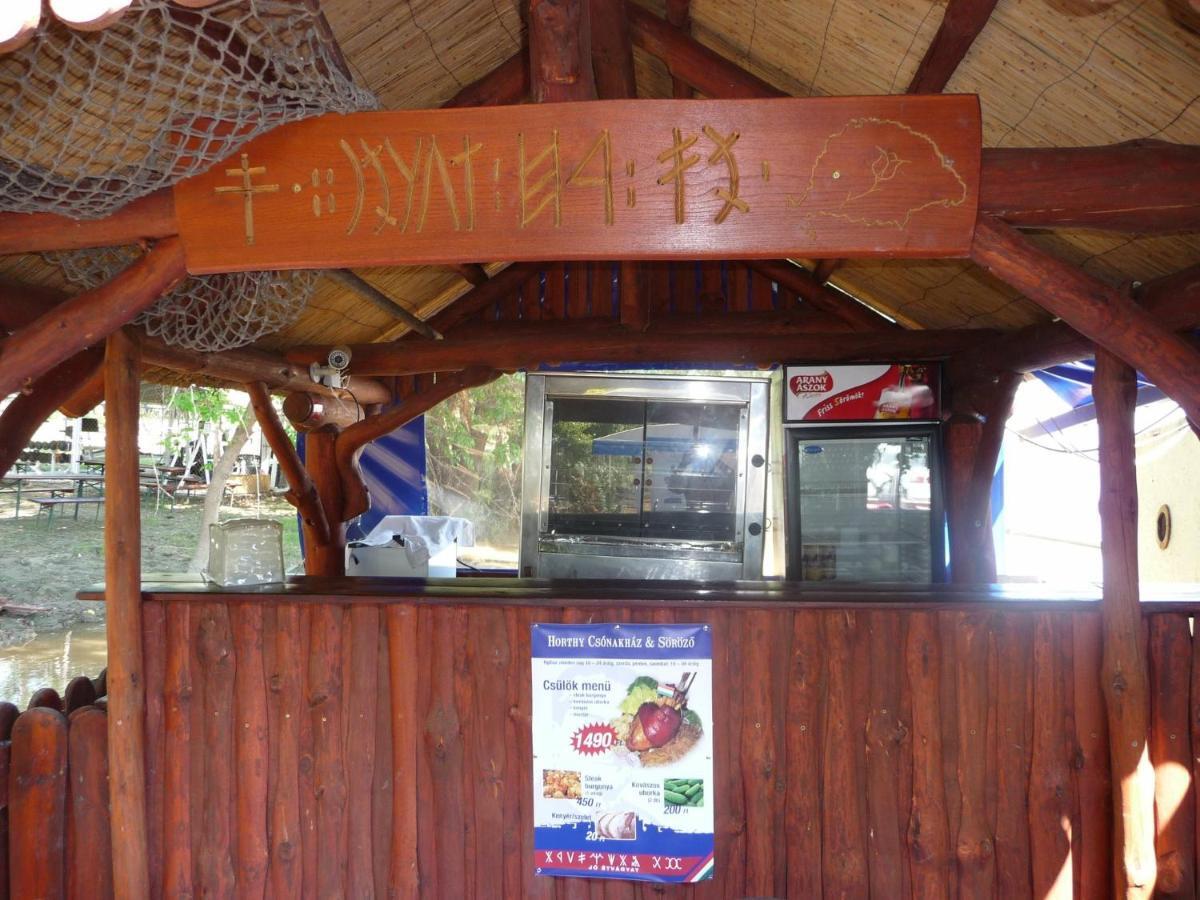 Tisza-Beach Wild Camping 5 Szegedin Exterior foto